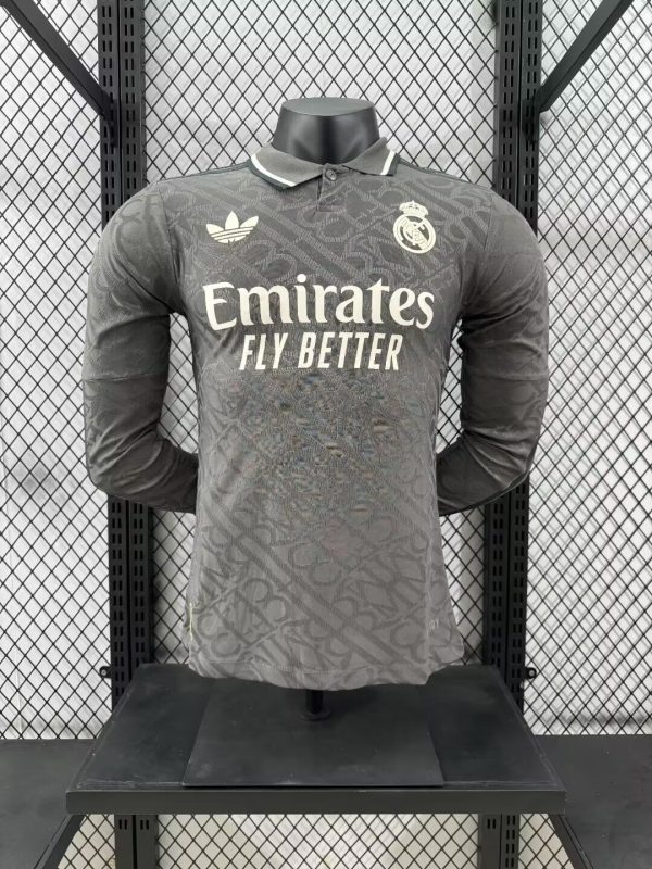 Real Madrid Tercera equipacion / Player Version / Manga larga