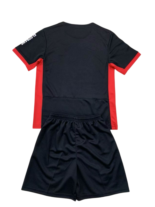 Eintracht Frankfurt Visitante / Kid version / Fan version - Imagen 2