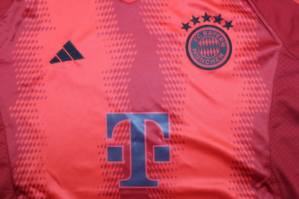 FC Bayern München Local / Kid version / Fan version - Imagen 3