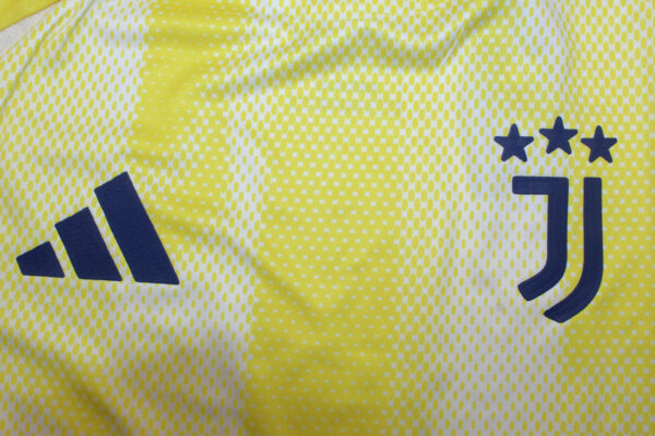Juventus FC Visitante / Fan version - Imagen 4