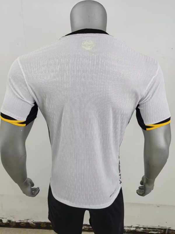 China Visitante / Player version - Imagen 4