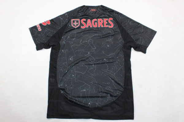 SL Benfica Visitante / Player version - Imagen 4