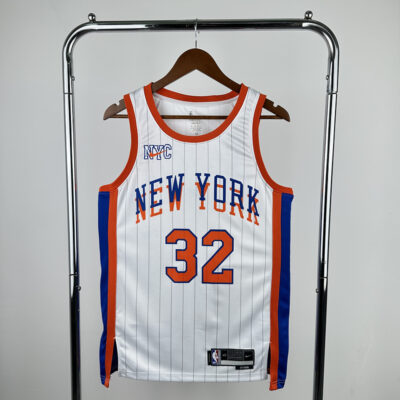 New York Knicks Local / Towns / Fan version