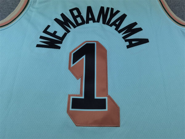 San Antonio Spurs Local / Wembanyama / Player version - Imagen 4