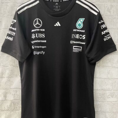 Mercedes Benz Camiseta Negra