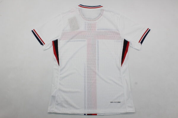 Inglaterra Blanca / Player version - Imagen 3