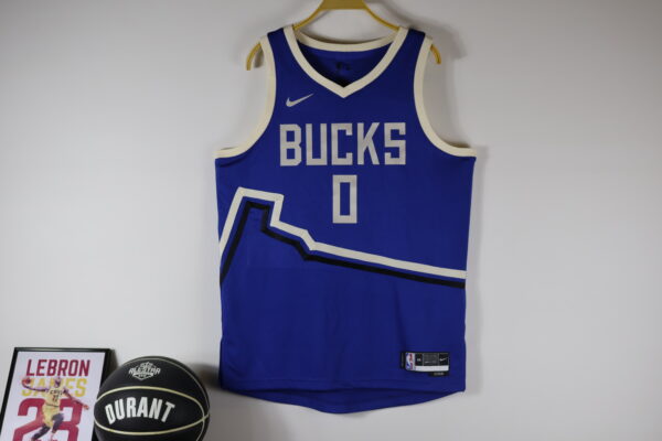 Milwaukee Bucks Local / Lillard / Fan version