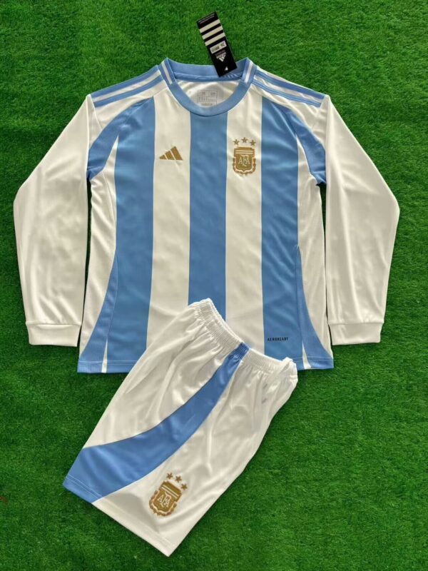 Argentina Local / Kid version / Fan version / Manga larga