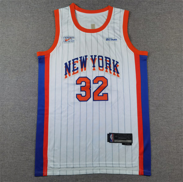 New York Knicks Local / Towns / Player version