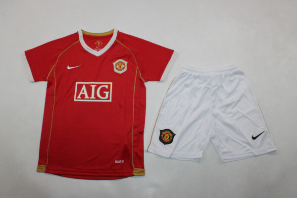Machester United Local / Kid version / Fan version / Retro 06-07