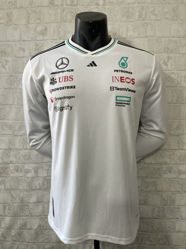 Mercedes Benz Manga larga Blanco
