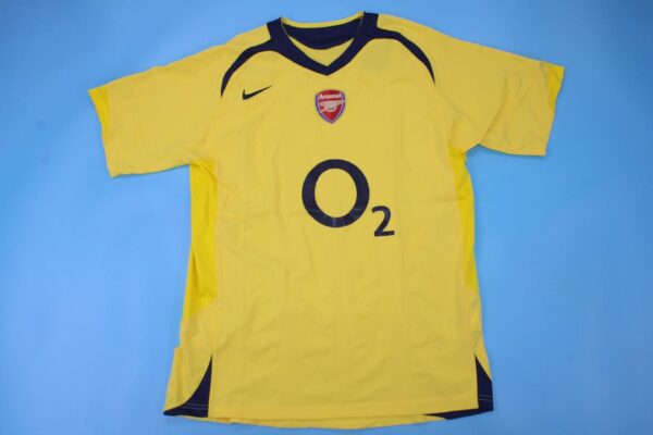 Arsenal Fc Visitante / Fan version / Retro 05-06