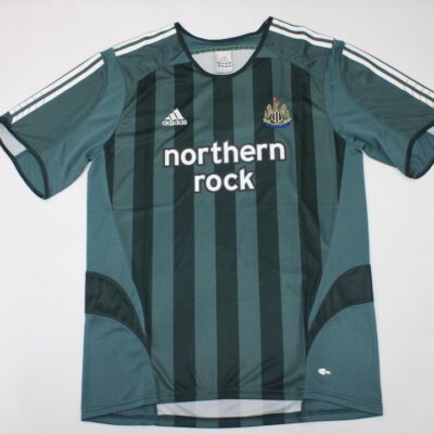 Newcastle United FC Visitante / Fan version / Retro 05-06