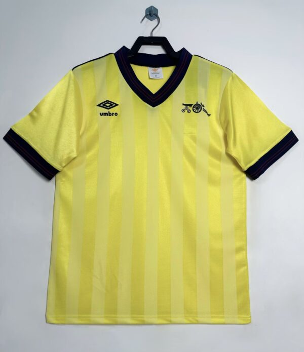 Arsenal Fc Visitante / Fan version / Retro 83-86
