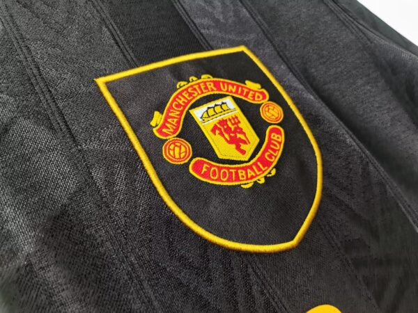 Machester United Fc Visitante / Fan version / Manga larga / Retro 93-95 - Imagen 2