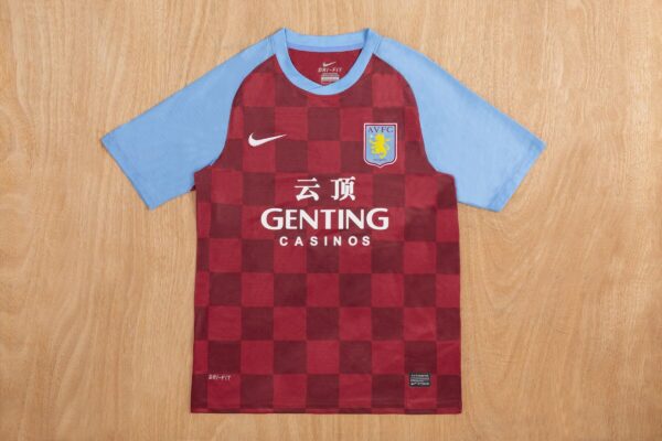 Aston Villa FC Local / Fan version / Retro 11-12