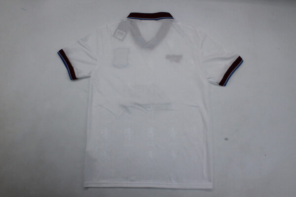 Aston Villa FC Visitante / Fan version / Retro 96-97 - Imagen 4