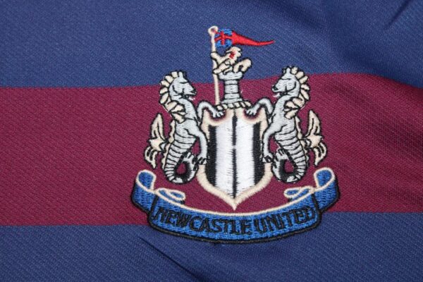 Newcastle United FC Visitante / Fan version / Manga Larga / Retro 95-96 - Imagen 4