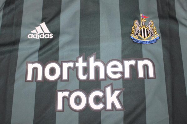 Newcastle United FC Visitante / Fan version / Retro 05-06 - Imagen 2
