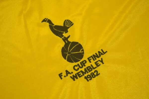 Tottenham Hotspur Fc Visitante / Fan version / Final FA Cup / Retro 81-82 - Imagen 3