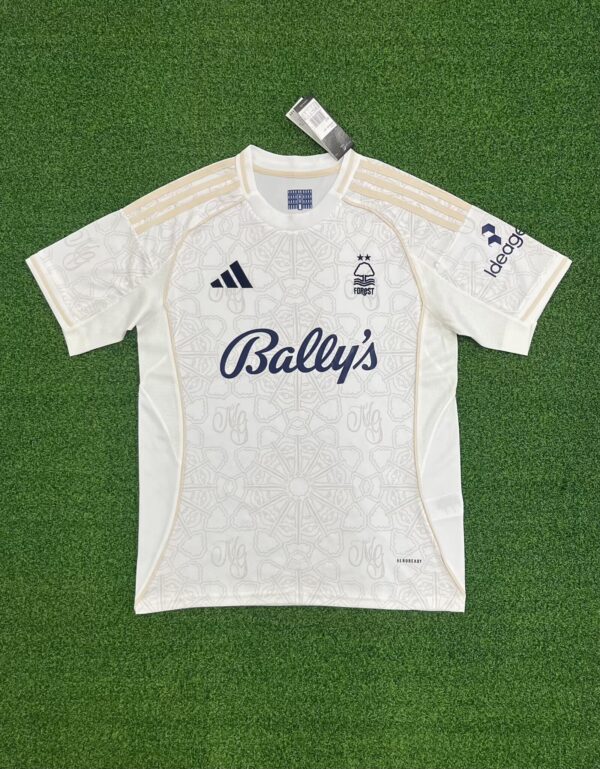 Nottingham Forest Fc Visitante / Fan version