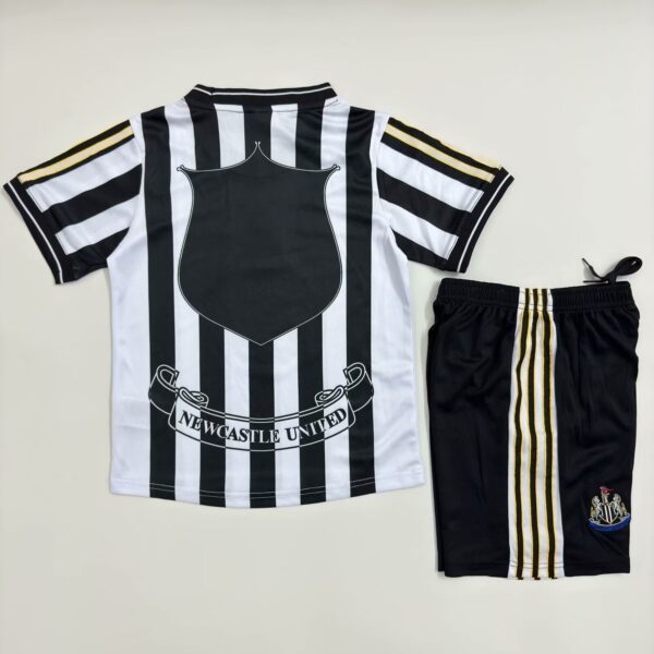 Newcastle United Fc Local / Kid version / Fan version / Retro 97-99 - Imagen 2