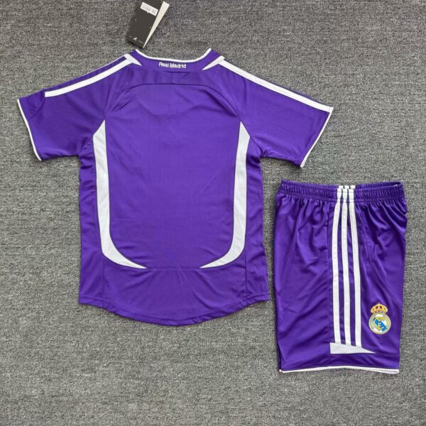 Real Madrid Tercera equipacion / Kid version / Fan version / Retro 06-07 - Imagen 2