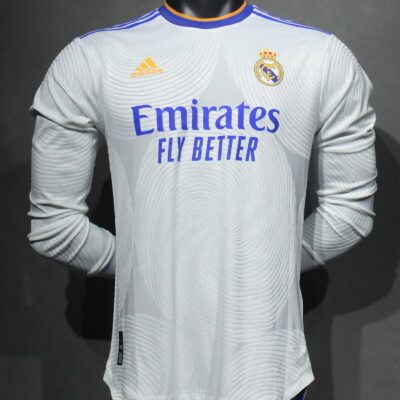 Real Madrid Local / Player version / Manga Larga / Retro 21-22