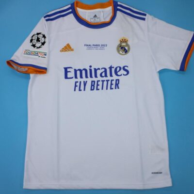 Real Madrid Local / Fan version / Final Ucl / Retro 21-22