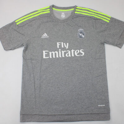 Real Madrid Visitante / Fan version / Retro 15-16