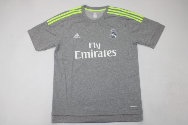 Real Madrid Visitante / Fan version / Retro 15-16