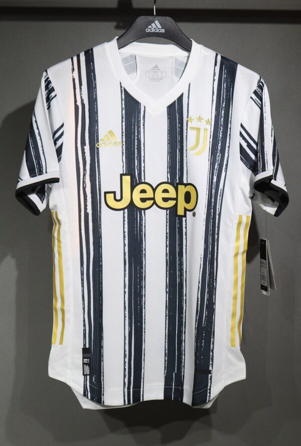 Juventus FC Local / Player version / Retro 20-21