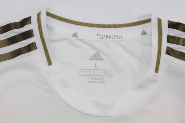 Real Madrid Local / Player version / Retro 19-20 - Imagen 2