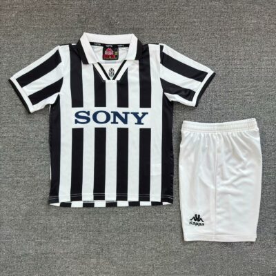 Juventus FC Local / Kid version / Fan version / Retro 96-97