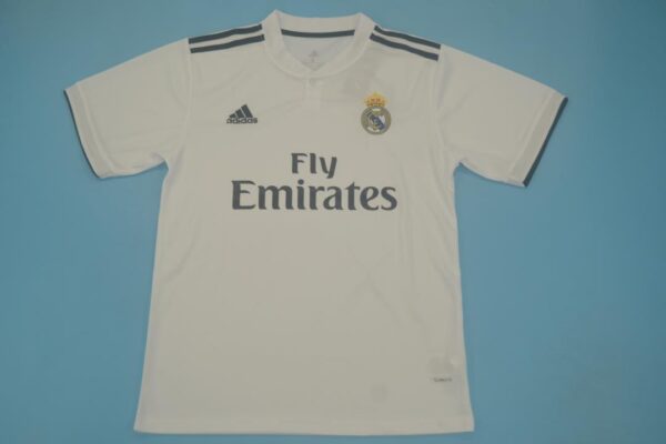 Real Madrid Local / Fan version / Retro 18-19
