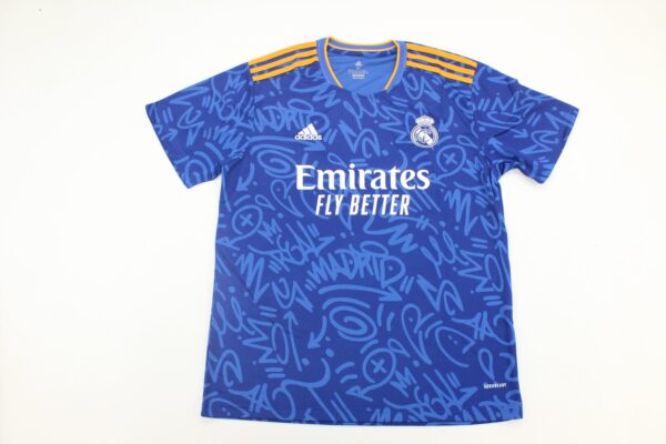Real Madrid Visitante / Fan version / Retro 21-22