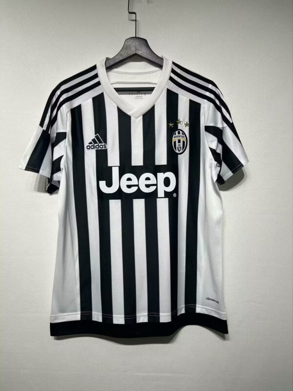Juventus FC Local / Fan version / Retro 15-16