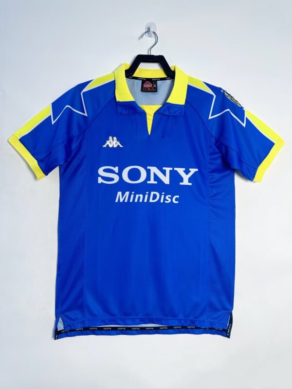 Juventus FC Visitante / Fan version / Retro 97-98