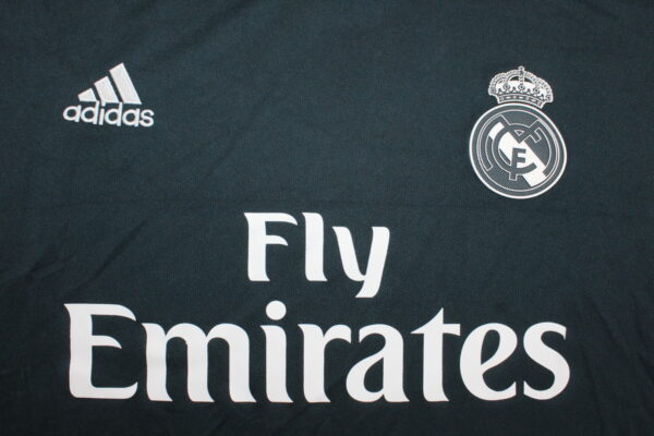 Real Madrid Visitante / Fan version / Retro 18-19 - Imagen 2