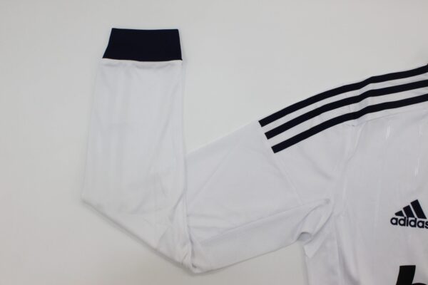 Real Madrid Local / Player version / Manga Larga / Retro 12-13 - Imagen 4