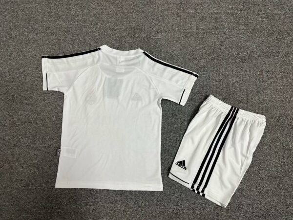 Real Madrid Local / Kid version / Fan version / Retro 03-04 - Imagen 2