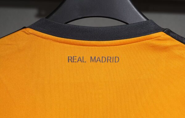 Real Madrid Tercera equipacion / Player version / Retro 13-14 - Imagen 3
