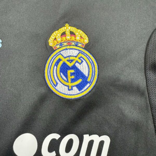 Real Madrid Visitante / Kid version / Fan version / Retro 09-10 - Imagen 3