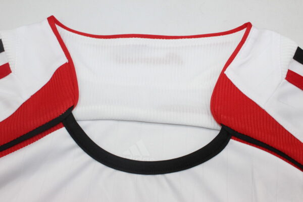 AC Milan Visitante / Fan version / Retro 06-07 - Imagen 2