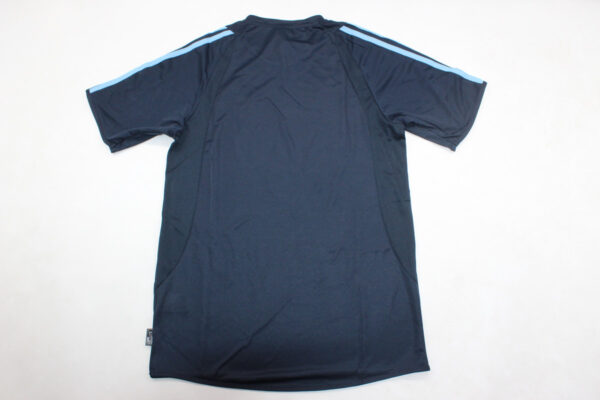 Real Madrid Visitante / Fan version / Retro 03-04 - Imagen 4