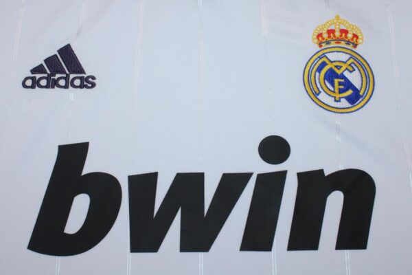 Real Madrid Local / Fan version / Retro 12-13 - Imagen 2