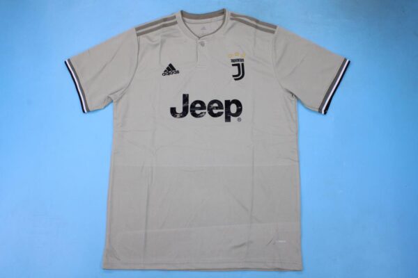 Juventus FC Visitante / Fan version / Retro 18-19