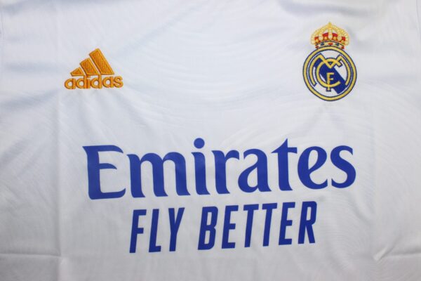 Real Madrid Local / Fan version / Retro 21-22 - Imagen 2
