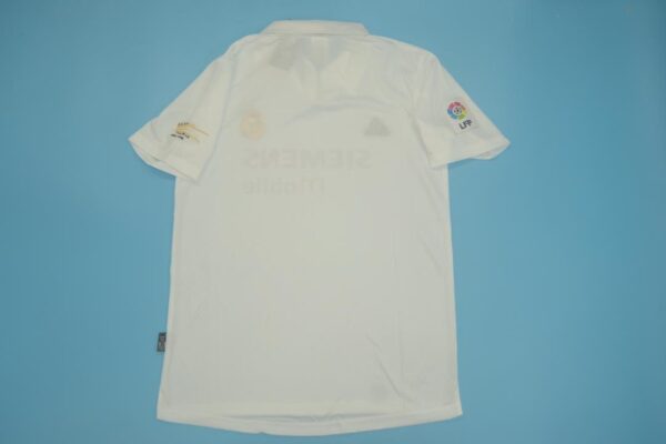 Real Madrid Local / Fan version / Retro 02-03 - Imagen 3