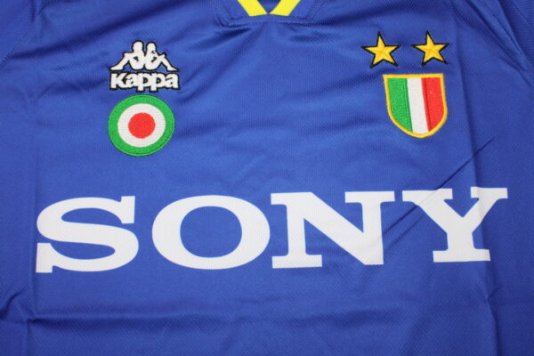 Juventus Fc Visitante / Fan version / Manga Larga / Final Ucl / Retro 95-96 - Imagen 2